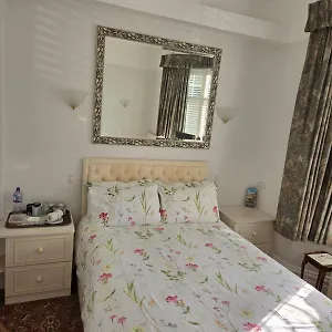 https://shoreline-bed-breakfast.bournemouth-hotels.org
