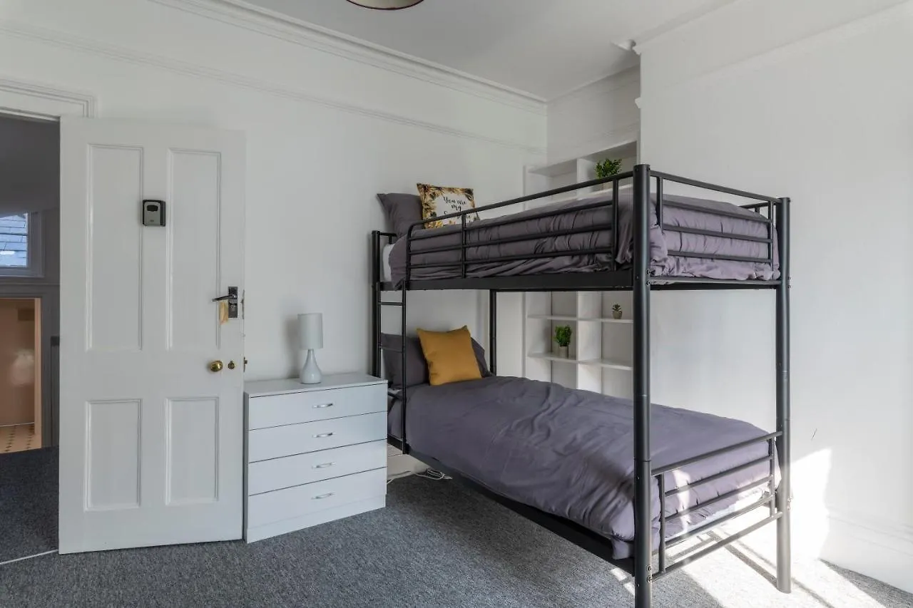 Quality Stay Rooms Μπράιτον 0*,