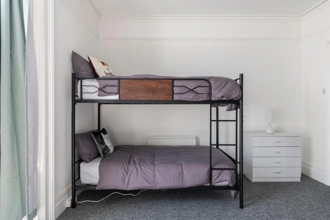 Quality Stay Rooms Brighton Guest house