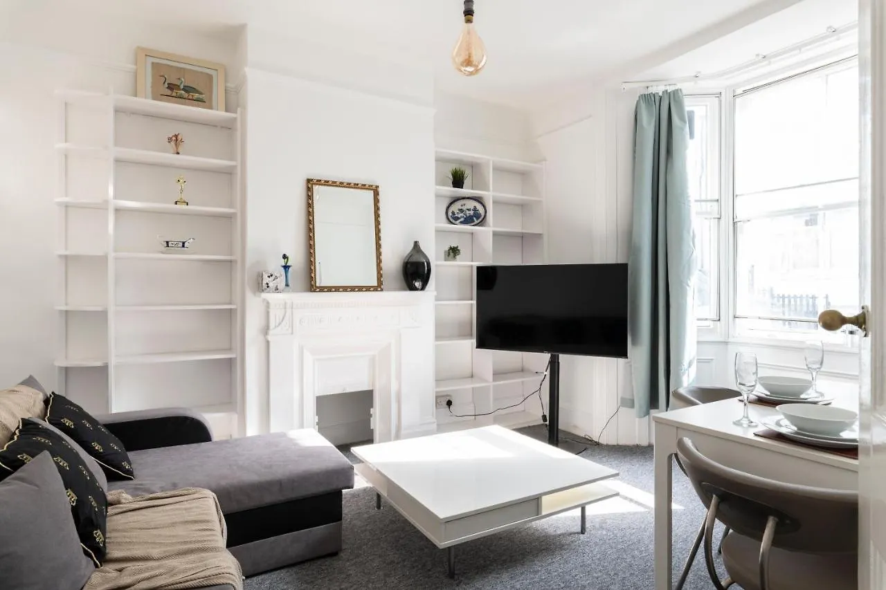 Quality Stay Rooms Brighton